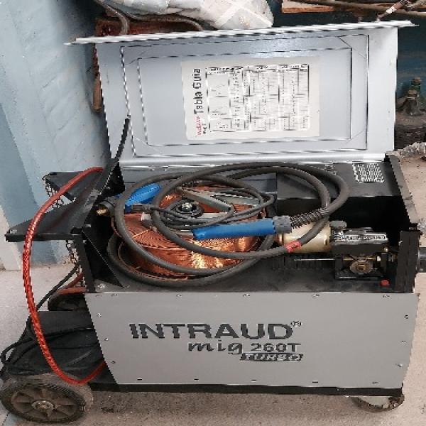 Maquina de soldar semiautomatica